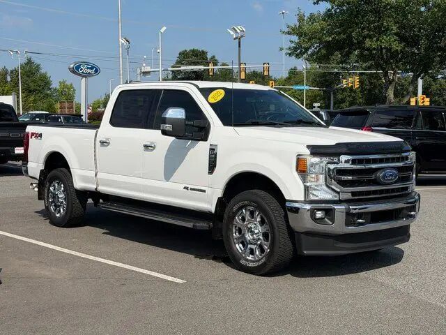 2022 Ford F-250 Super Duty Lariat — photo 1 of 39