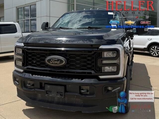 2025 Ford F-250 Super Duty Lariat — photo 1 of 13