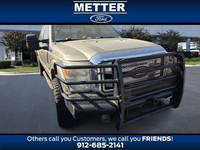 2011 Ford F-250 Super Duty Lariat — photo 1 of 10