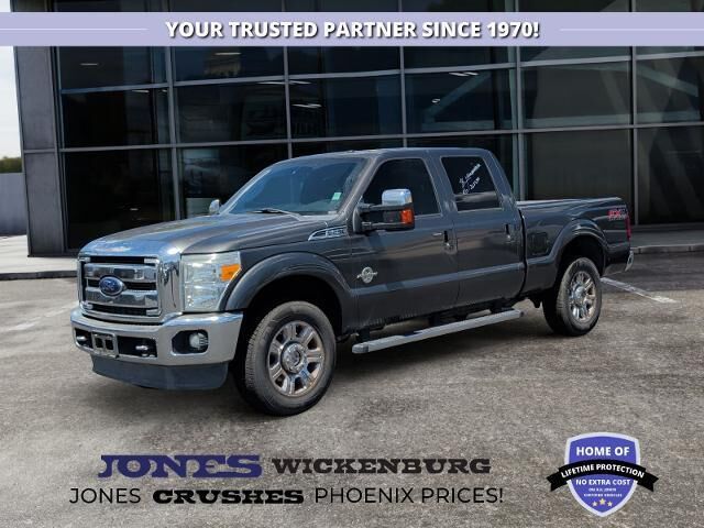 2016 Ford F-250 Super Duty Lariat — photo 1 of 6