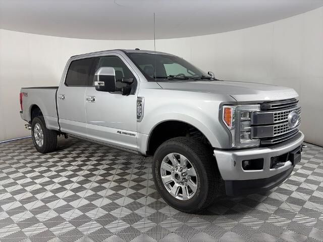 2017 Ford F-250 Super Duty Platinum