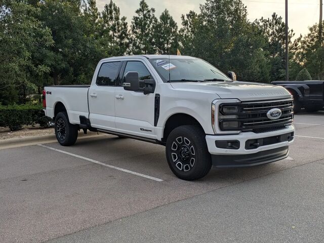 2025 Ford F-250 Super Duty Platinum