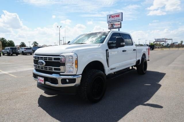 2025 Ford F-250 Super Duty XLT
