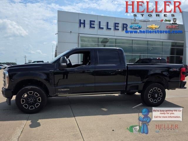 2025 Ford F-250 Super Duty Platinum — photo 1 of 26