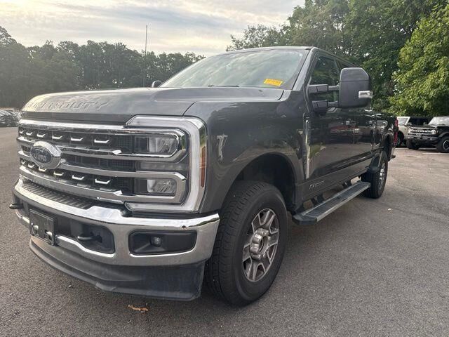 2026 Ford F-250 Super Duty Lariat — photo 1 of 26