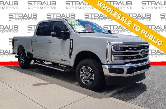 2026 Ford F-250 Super Duty Lariat — photo 1 of 13