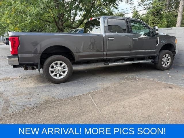 2017 Ford F-250 Super Duty XLT — photo 1 of 12