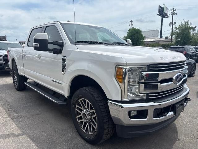 2017 Ford F-250 Super Duty Lariat