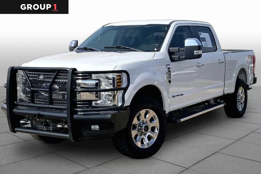 2018 Ford F-250 Super Duty Lariat — photo 1 of 13
