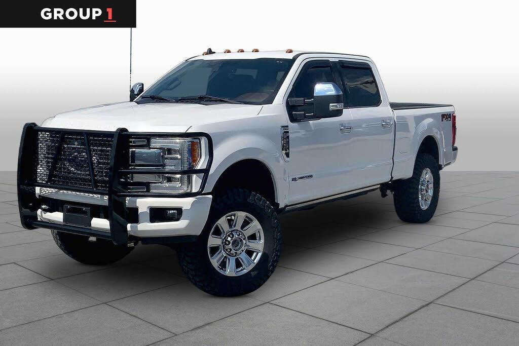 2019 Ford F-250 Super Duty Platinum — photo 1 of 16