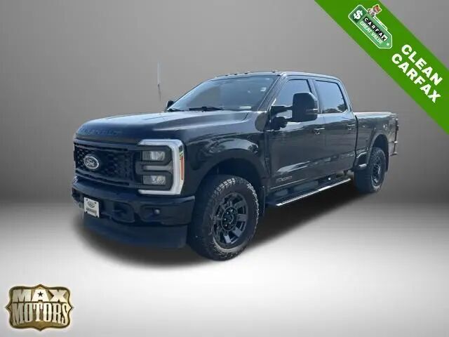 2023 Ford F-250 Super Duty Lariat — photo 1 of 35