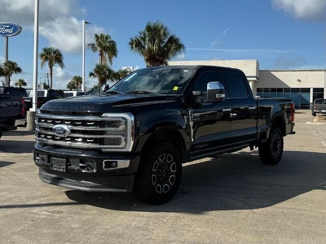 2024 Ford F-250 Super Duty Platinum — photo 1 of 13