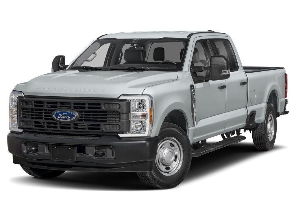2025 Ford F-250 Super Duty XLT — photo 1 of 14