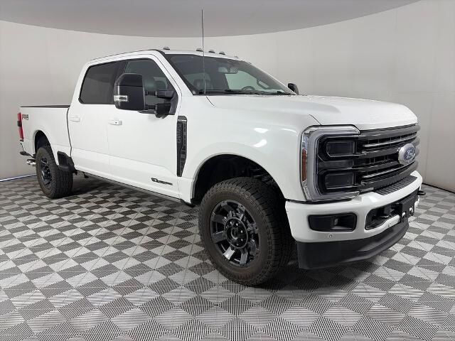 2025 Ford F-250 Super Duty Platinum