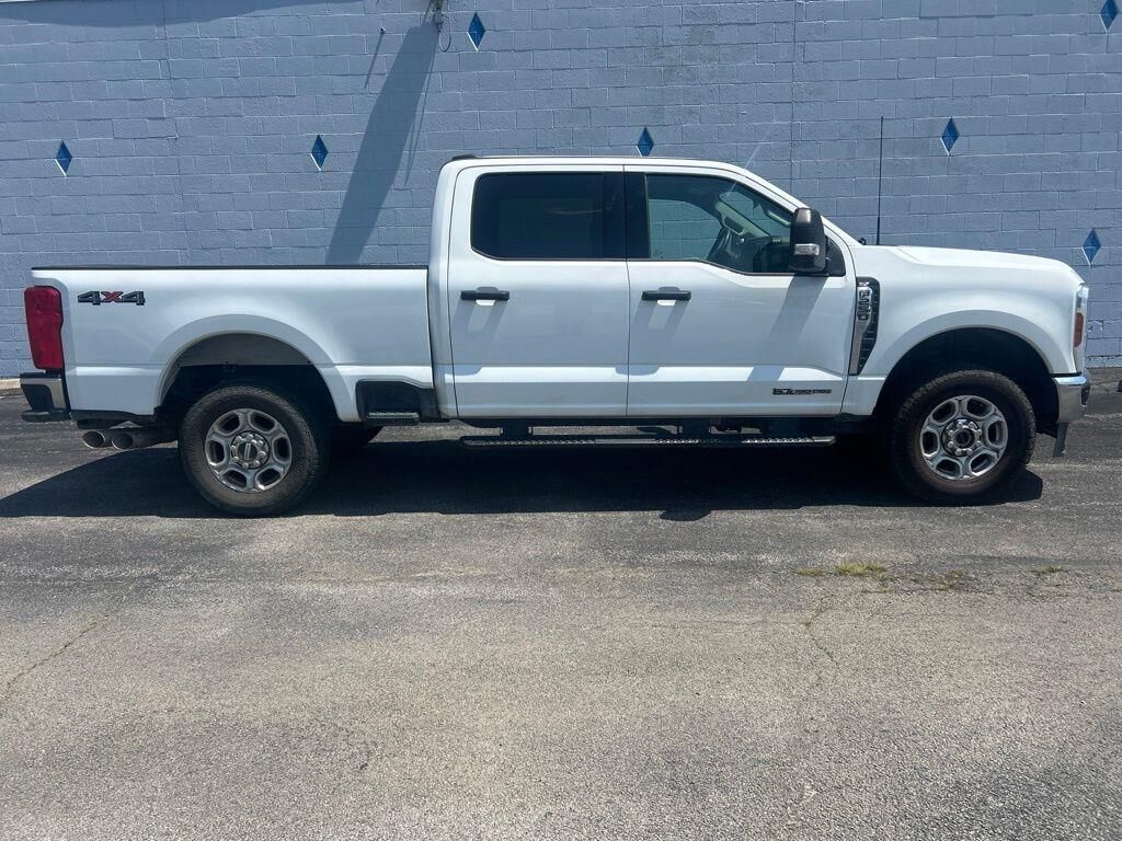 2025 Ford F-250 Super Duty XLT — photo 1 of 26