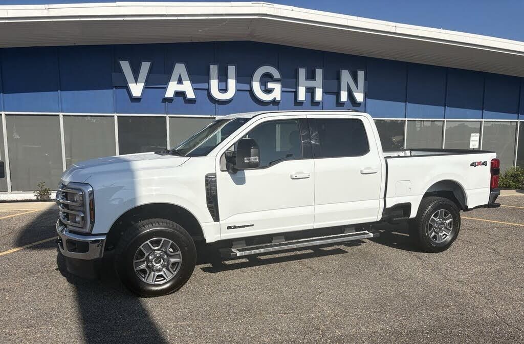 2026 Ford F-250 Super Duty Lariat — photo 1 of 2