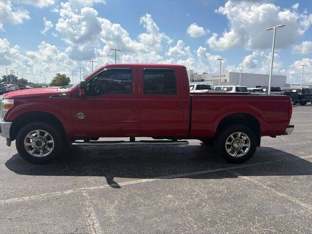 2015 Ford F-250 Super Duty Lariat — photo 1 of 13