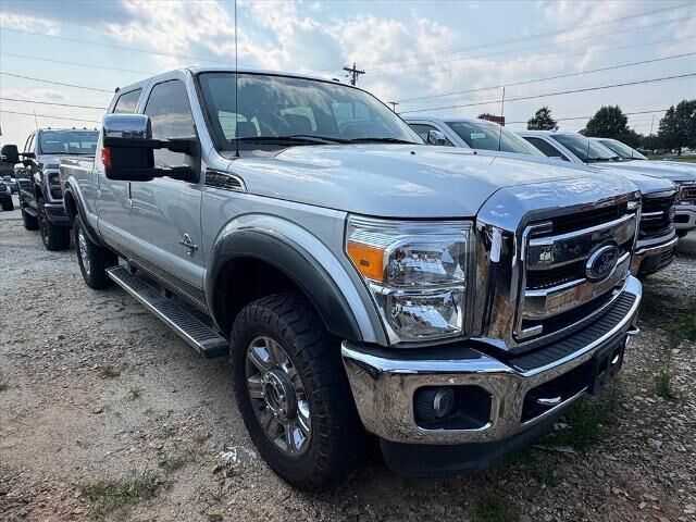 2016 Ford F-250 Super Duty Lariat — photo 1 of 26