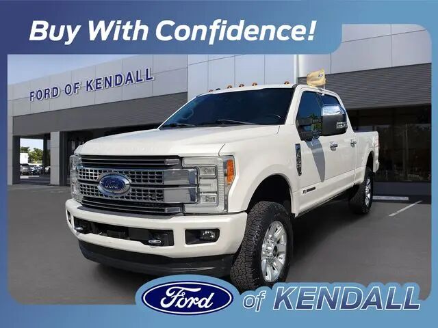 2018 Ford F-250 Super Duty Platinum — photo 1 of 13