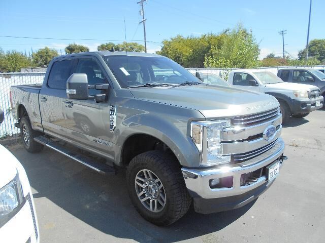2019 Ford F-250 Super Duty XLT — photo 1 of 3