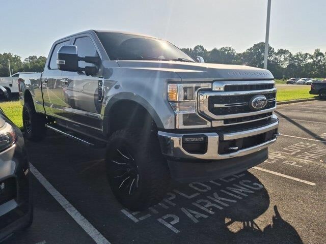 2020 Ford F-250 Super Duty Lariat — photo 1 of 31