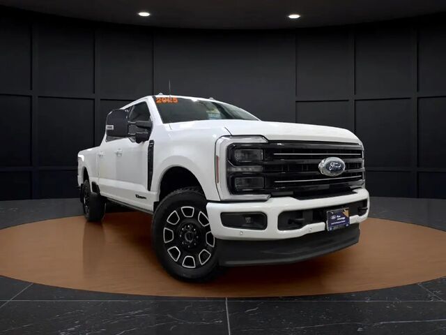 2025 Ford F-250 Super Duty Platinum