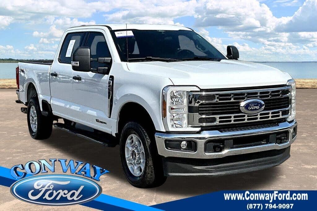 2025 Ford F-250 Super Duty XLT — photo 1 of 13