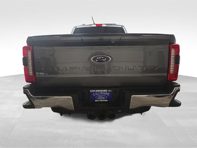 2026 Ford F-250 Super Duty Lariat — photo 1 of 11