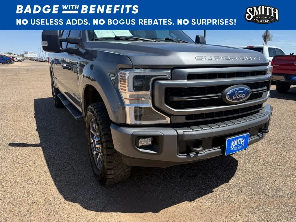 2022 Ford F-250 Super Duty Lariat — photo 1 of 18
