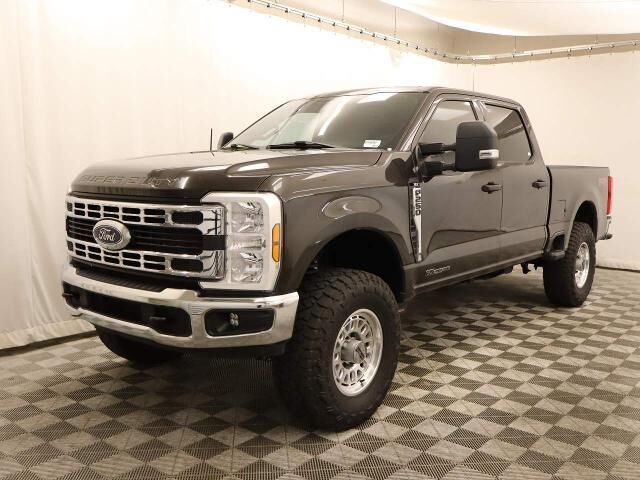 2024 Ford F-250 Super Duty XLT — photo 1 of 26