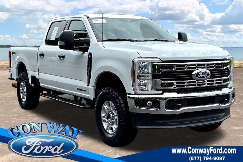2025 Ford F-250 Super Duty XLT — photo 1 of 24