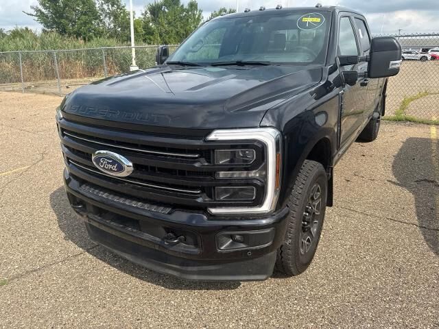 2026 Ford F-250 Super Duty Platinum — photo 1 of 26