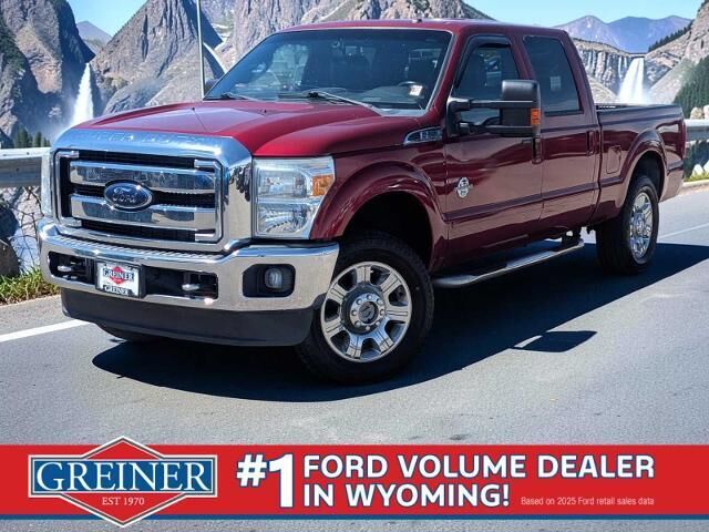 2016 Ford F-250 Super Duty Lariat — photo 1 of 26