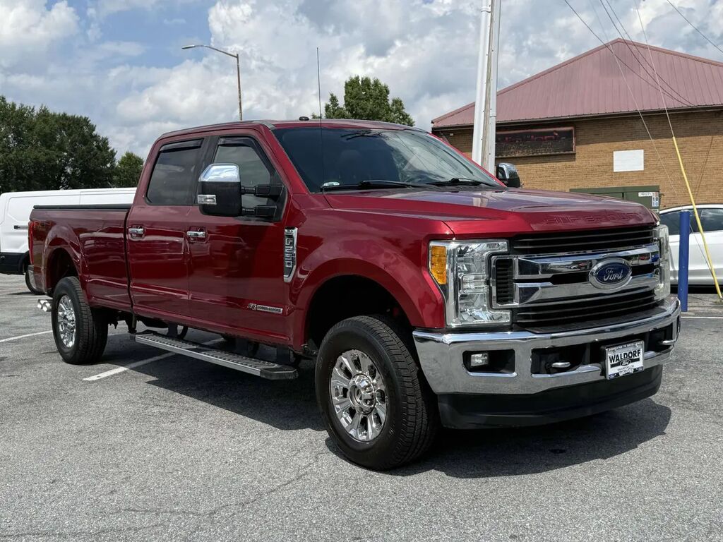 2017 Ford F-250 Super Duty XLT — photo 1 of 39