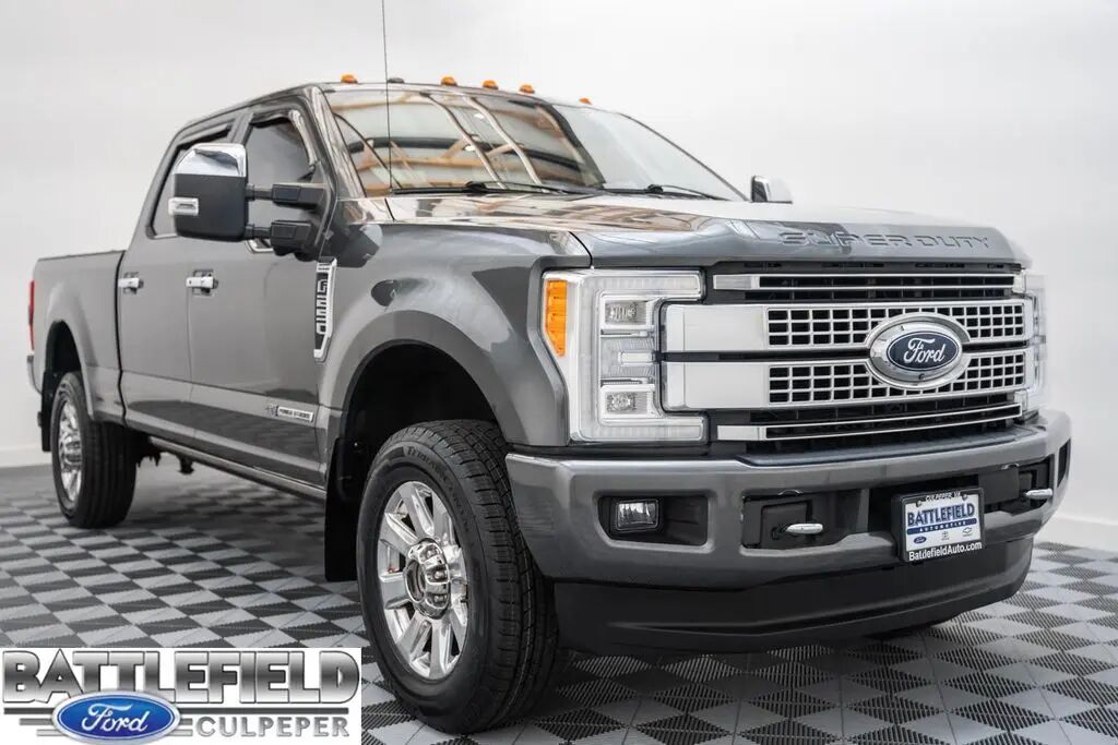 2017 Ford F-250 Super Duty Platinum — photo 1 of 12