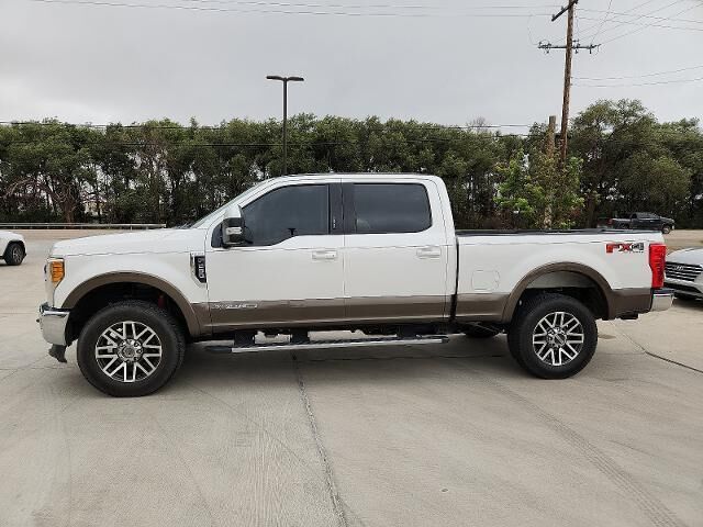 2017 Ford F-250 Super Duty Lariat