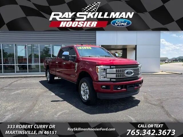 2019 Ford F-250 Super Duty Platinum — photo 1 of 13