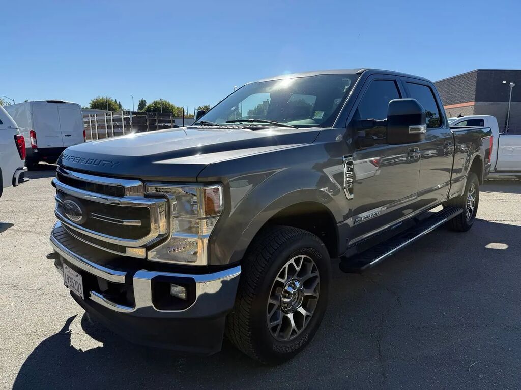 2021 Ford F-250 Super Duty Lariat — photo 1 of 8
