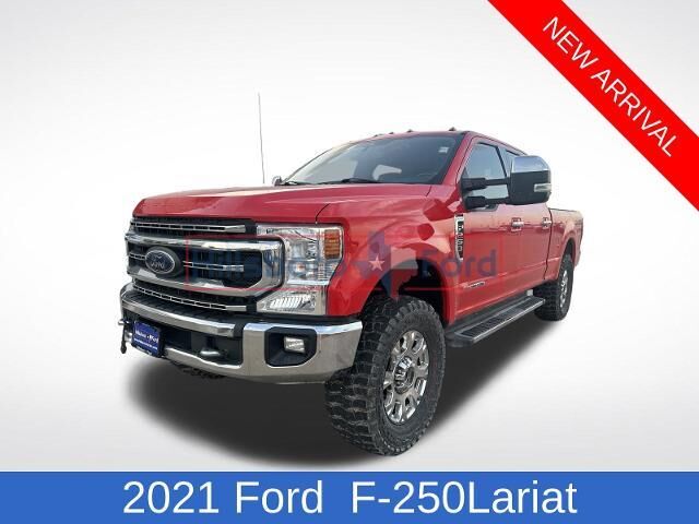 2021 Ford F-250 Super Duty Lariat — photo 1 of 26