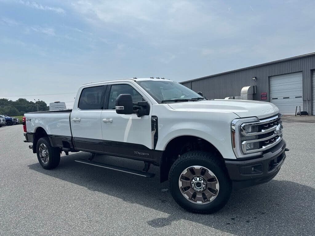 2024 Ford F-250 Super Duty King Ranch — photo 1 of 14
