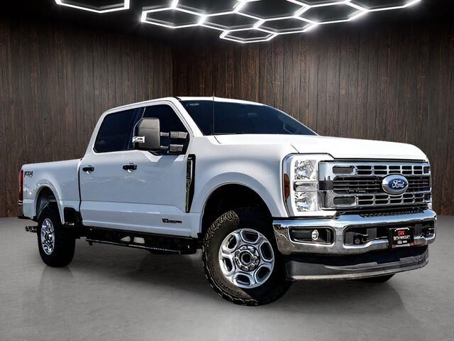 2025 Ford F-250 Super Duty XLT — photo 1 of 13