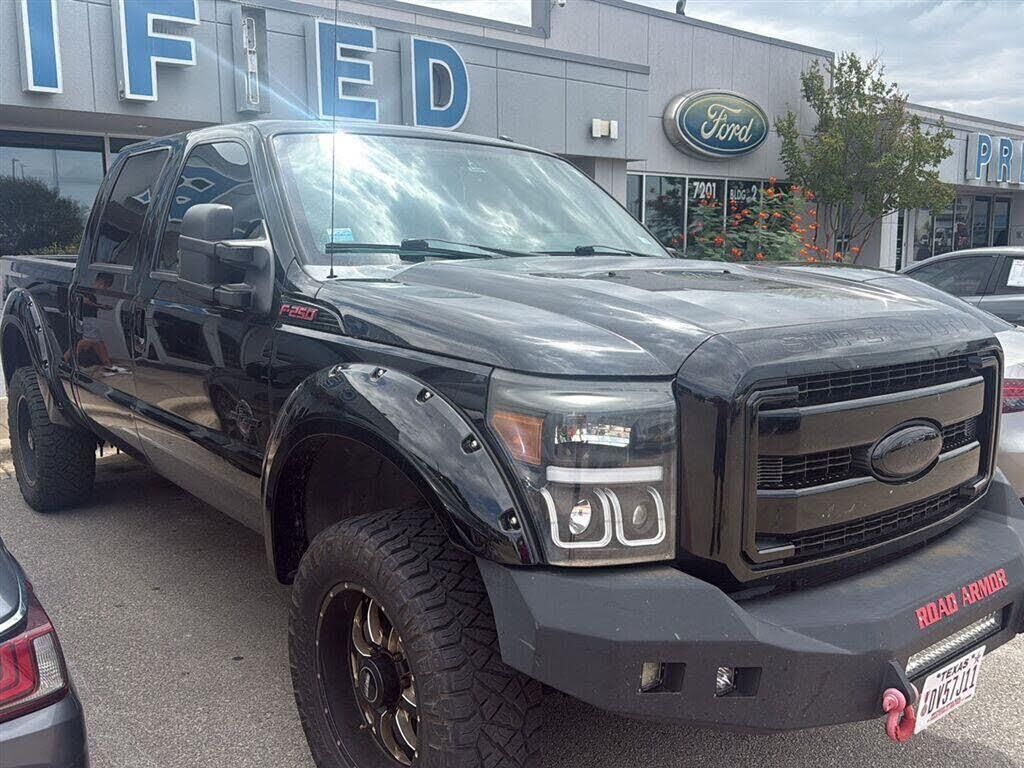 2016 Ford F-250 Super Duty Lariat — photo 1 of 1