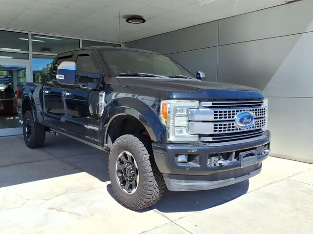 2017 Ford F-250 Super Duty Platinum