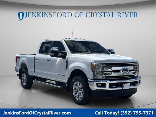 2017 Ford Super Duty F-250 SRW Lariat