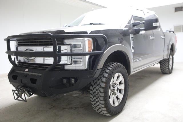 2019 Ford F-250 Super Duty XLT — photo 1 of 13