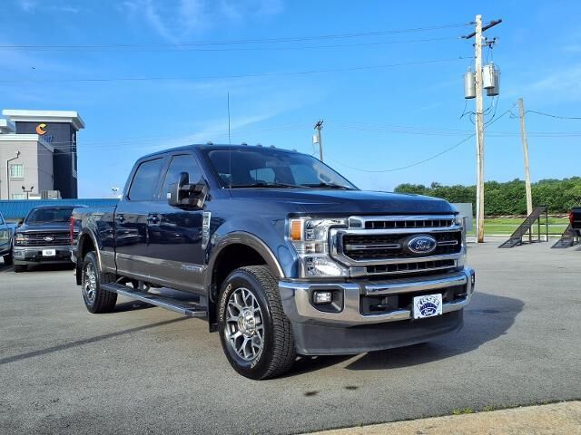 2020 Ford F-250 Super Duty Lariat — photo 1 of 5
