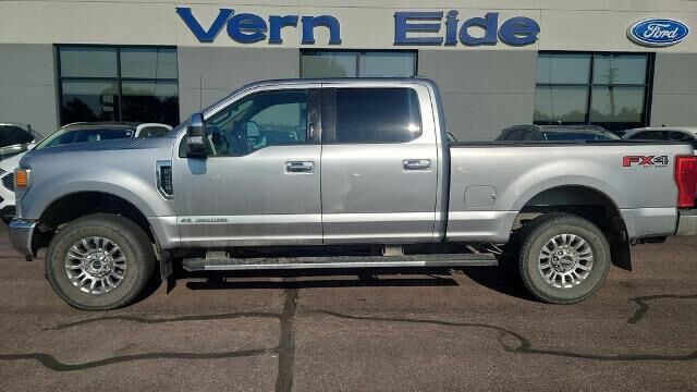 2022 Ford F-250 Super Duty Lariat — photo 1 of 2