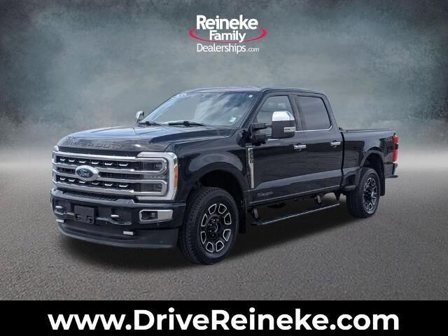 2023 Ford F-250 Super Duty Platinum — photo 1 of 26
