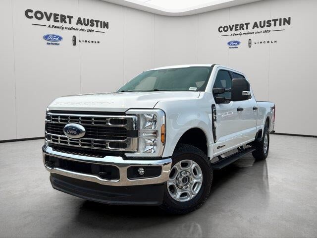 2025 Ford F-250 Super Duty XLT — photo 1 of 39