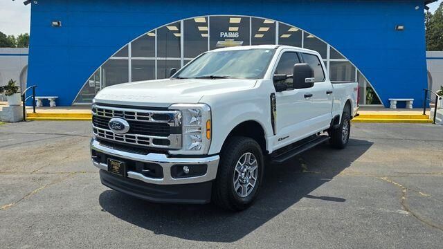 2025 Ford F-250 Super Duty XLT — photo 1 of 13